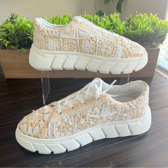 FREE PEOPLE Catch Me If You Can Crochet Platform Sneaker in Natural Size 9.5 NEW - Picture 5 of 15